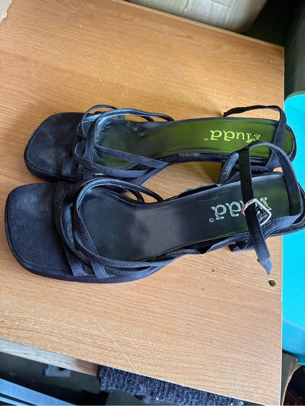 Vintage Mudd Amby Black Satin Strappy Block Heel Sandals Y2K Women's Size 9.5M